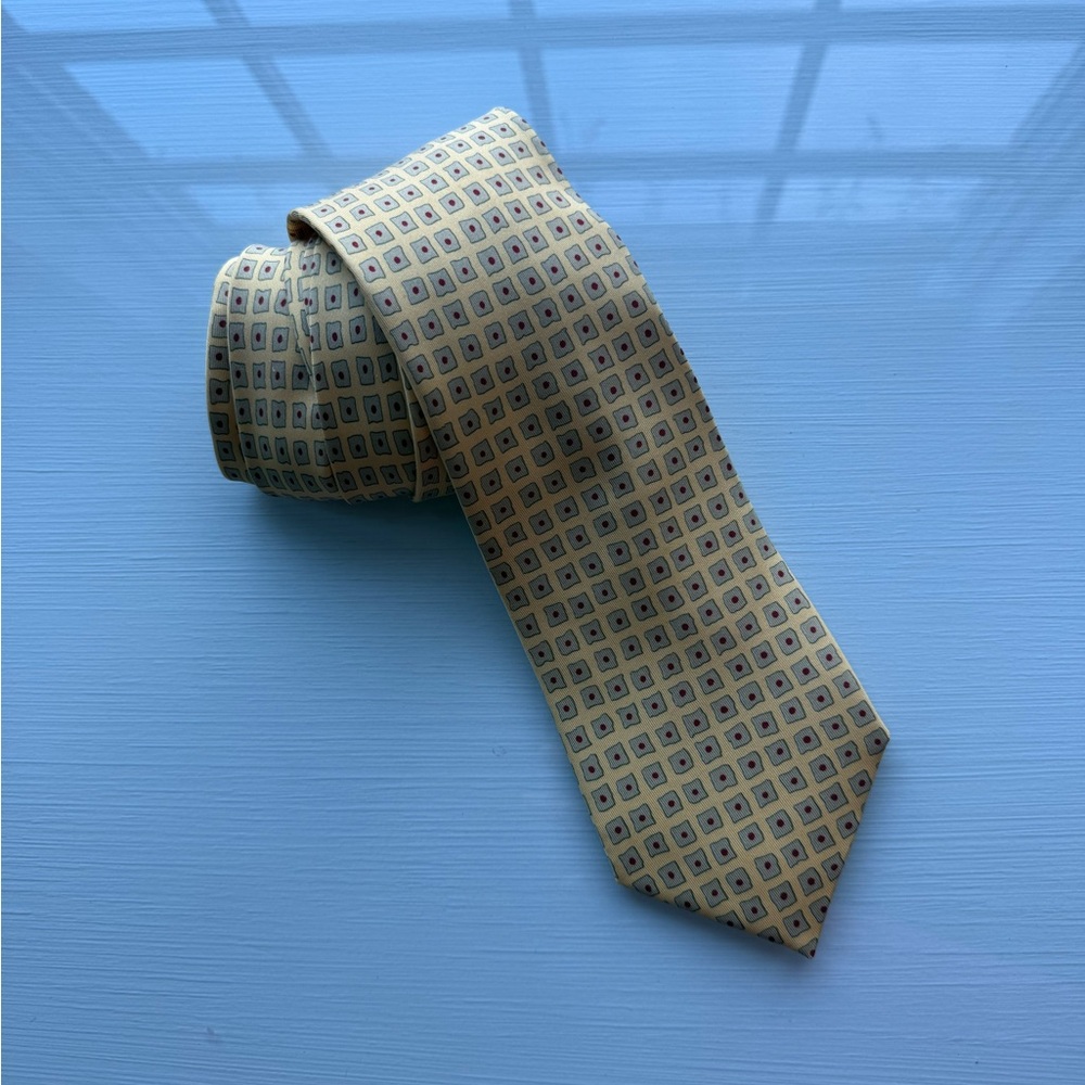 Hermès 100% Silk Yellow Patterned Tie